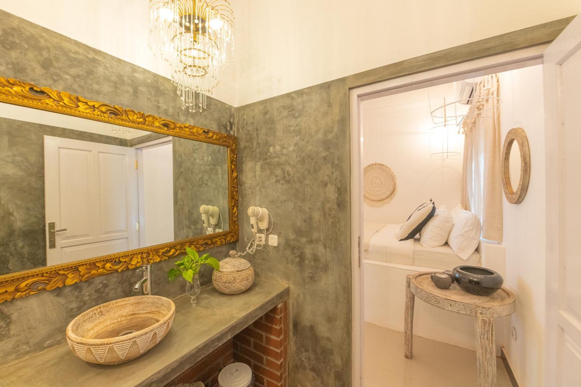 Smile With Private Pool Villa Seminyak (Bali)